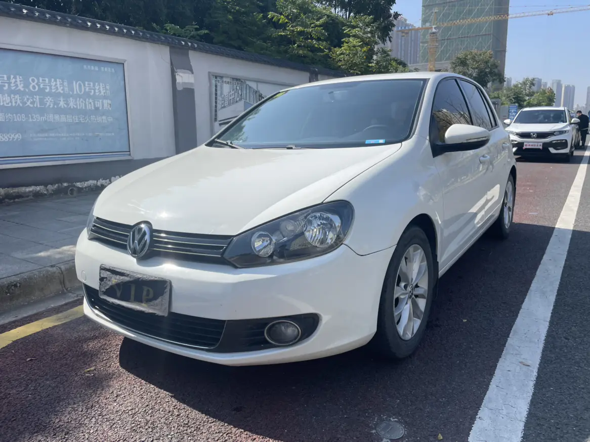 Volkswagen Golf  из Китая