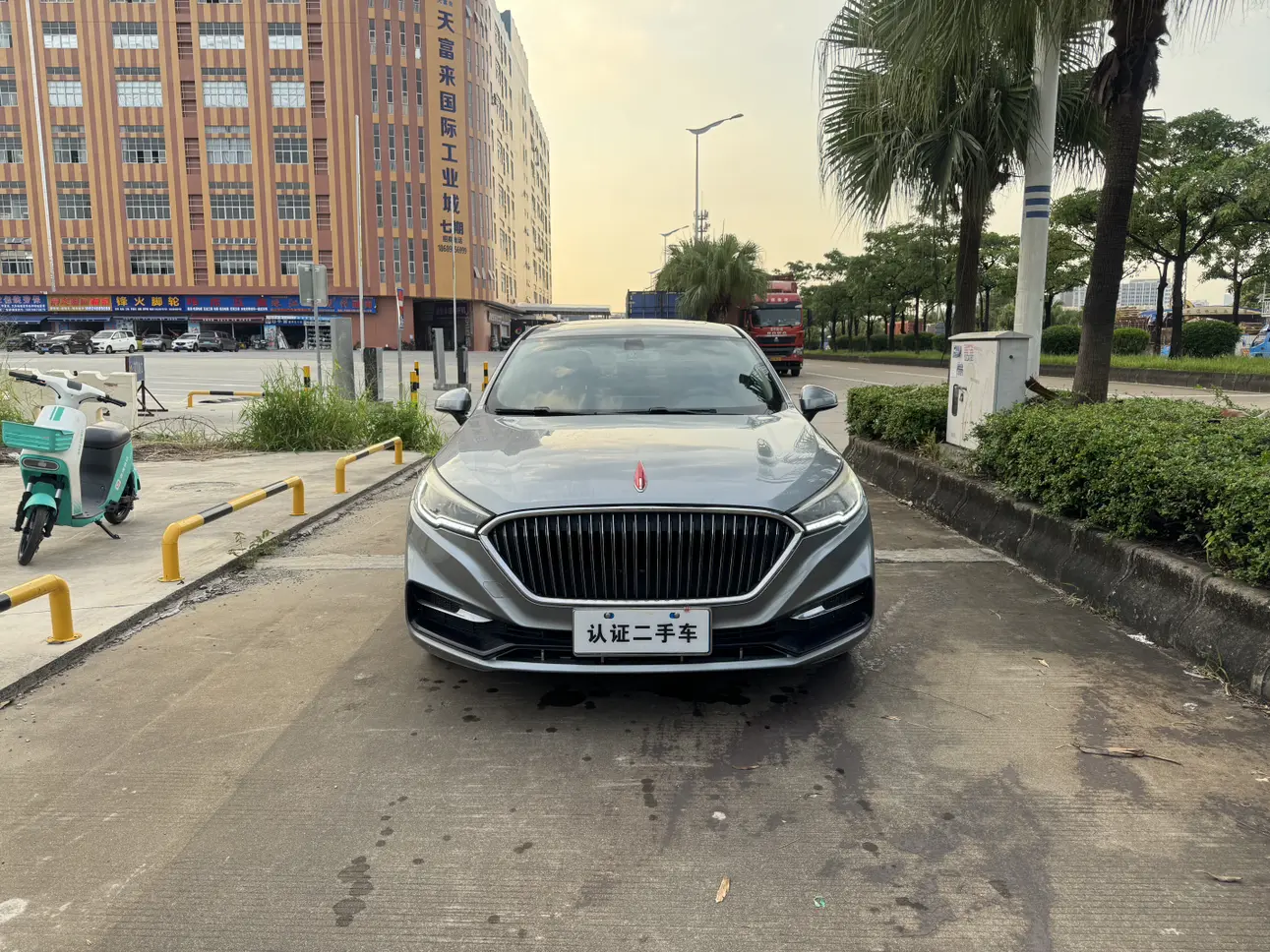 Hongqi H5 classic  из Китая