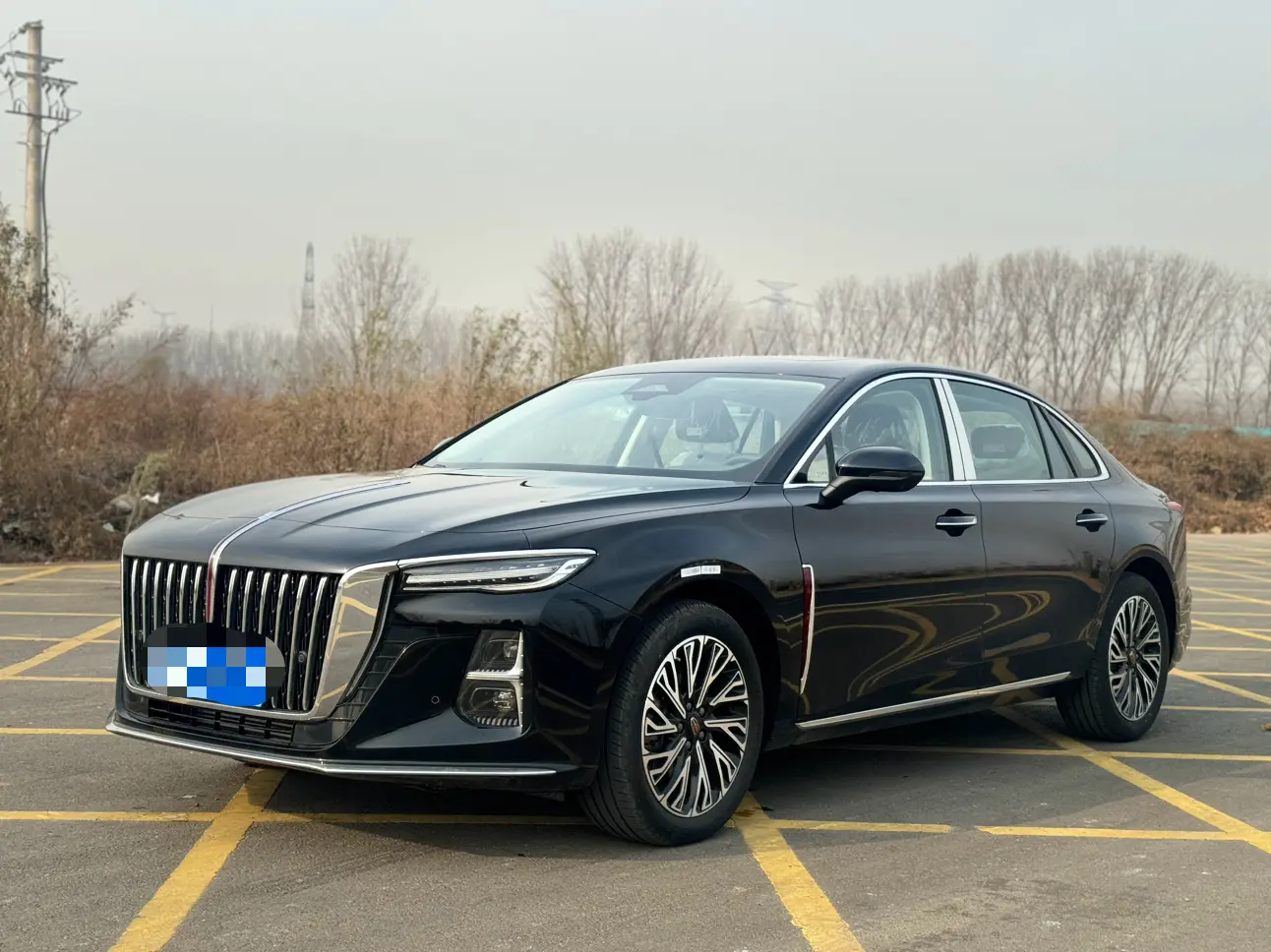 Hongqi H5  из Китая