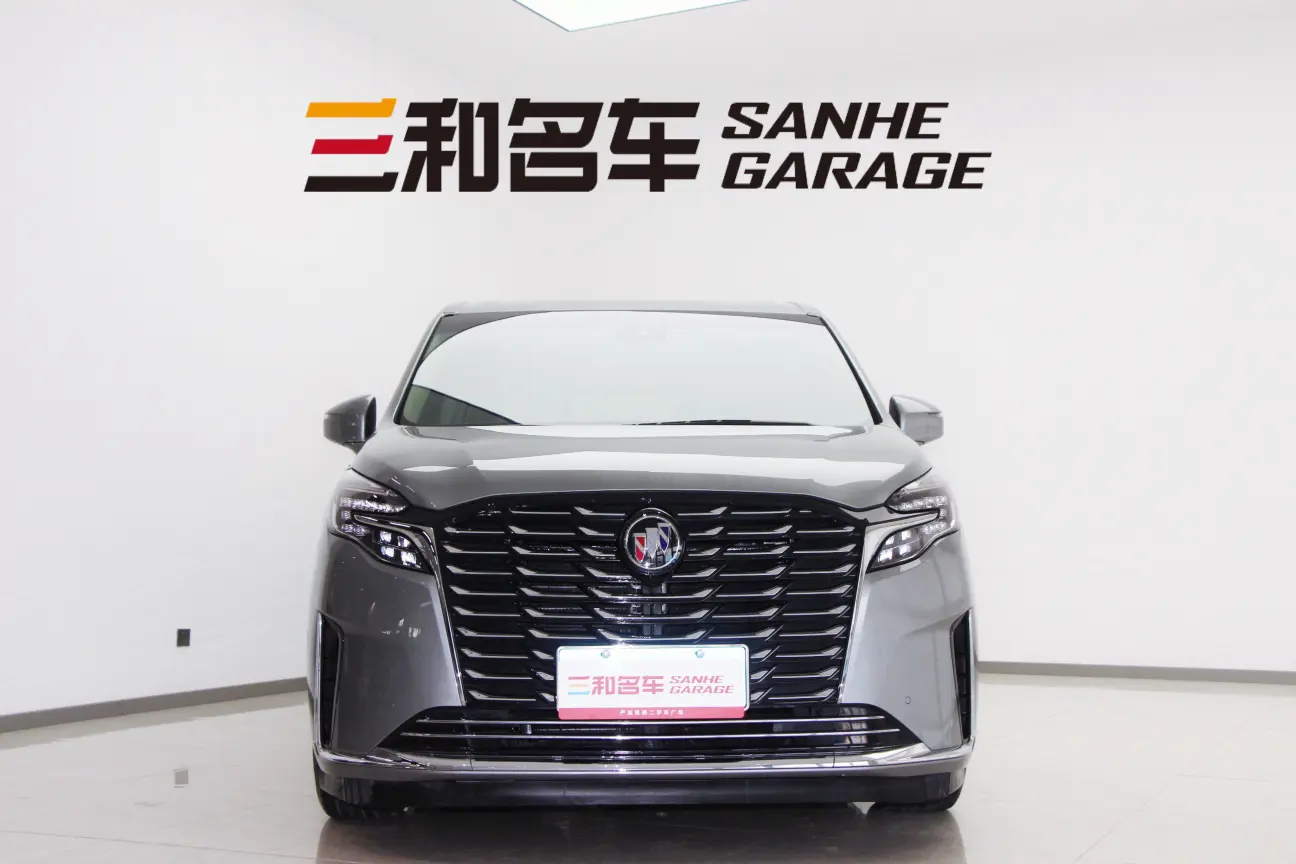 Buick GL8  из Китая