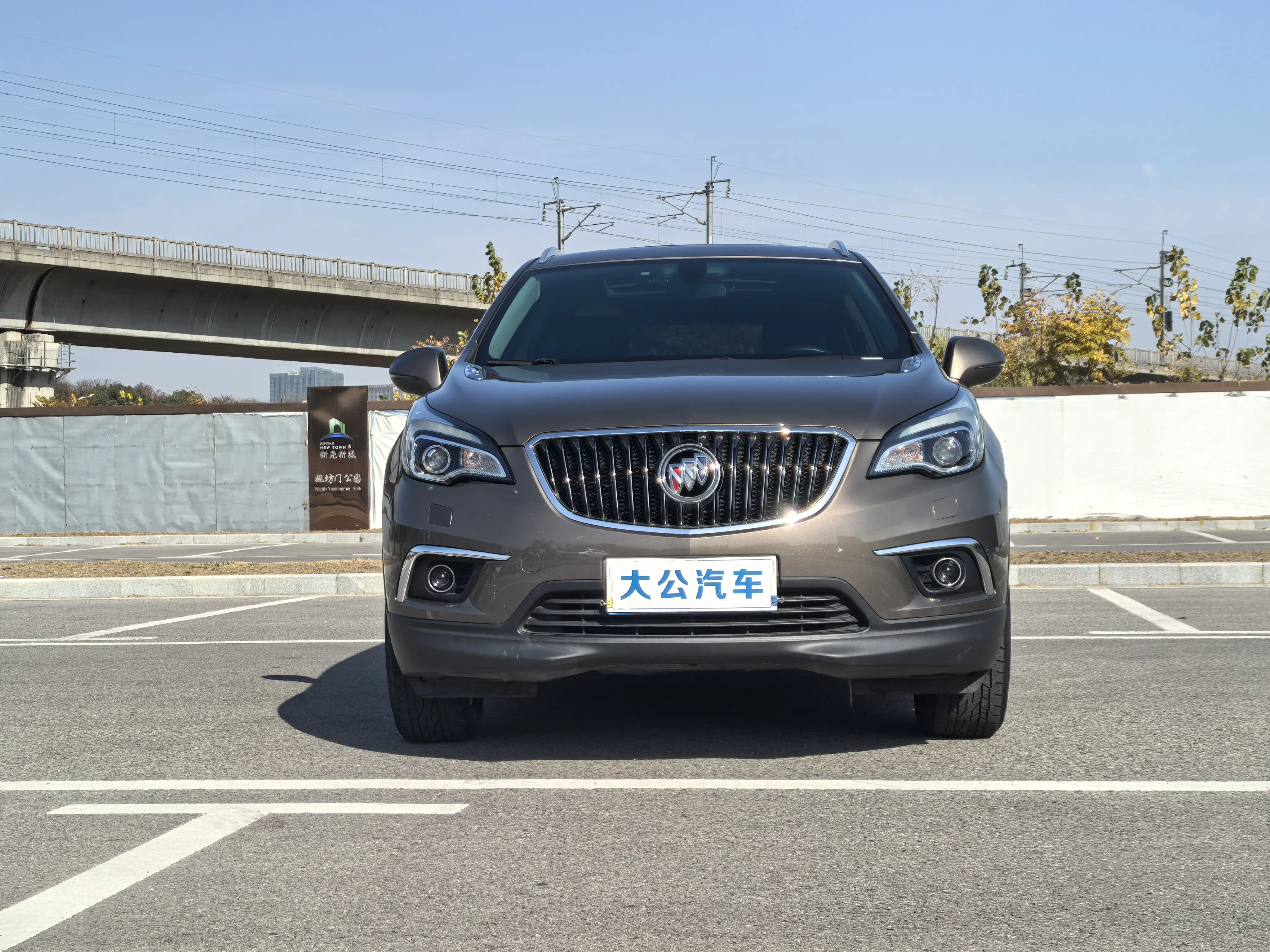 Buick Envision  из Китая