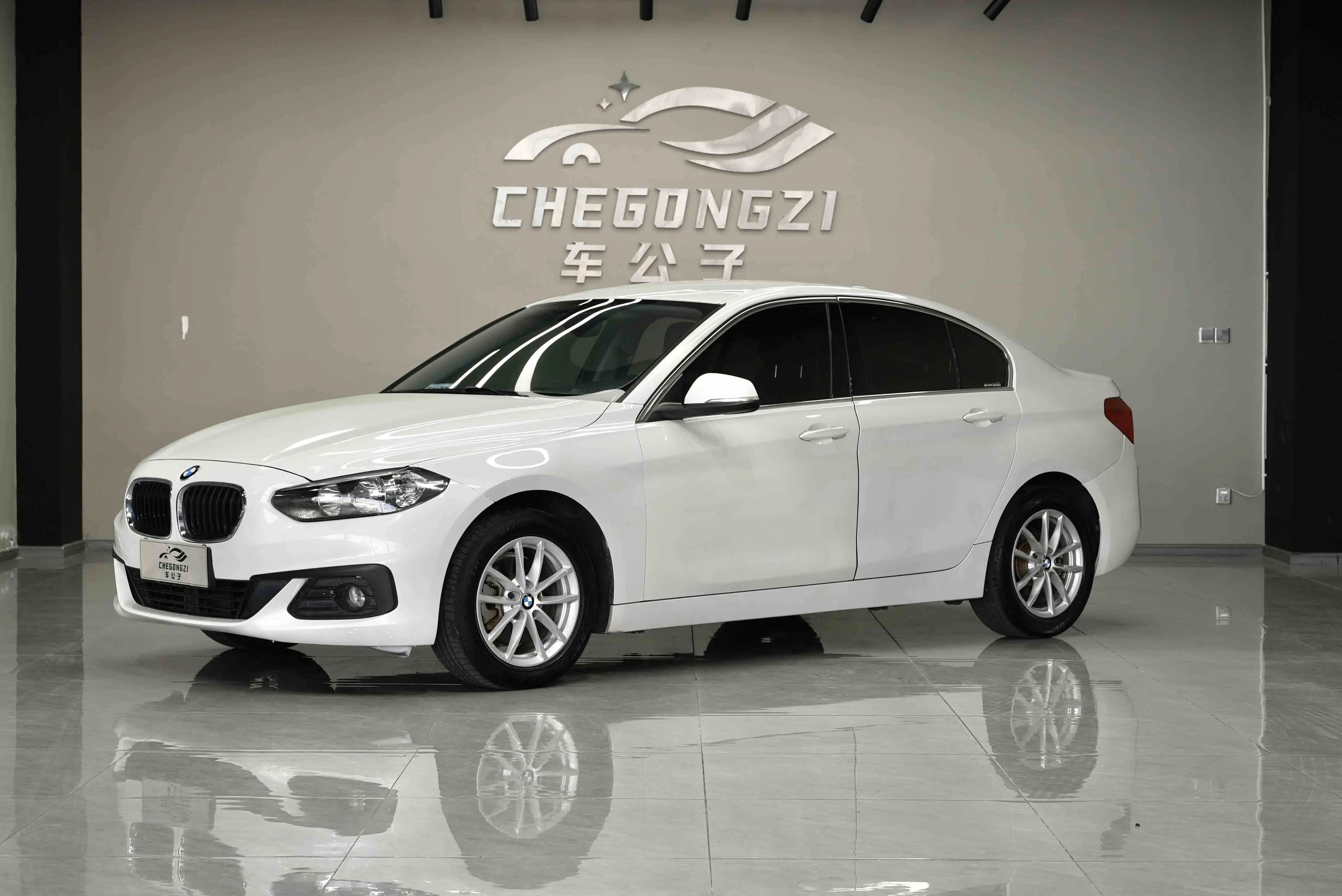 BMW 1 Series  из Китая