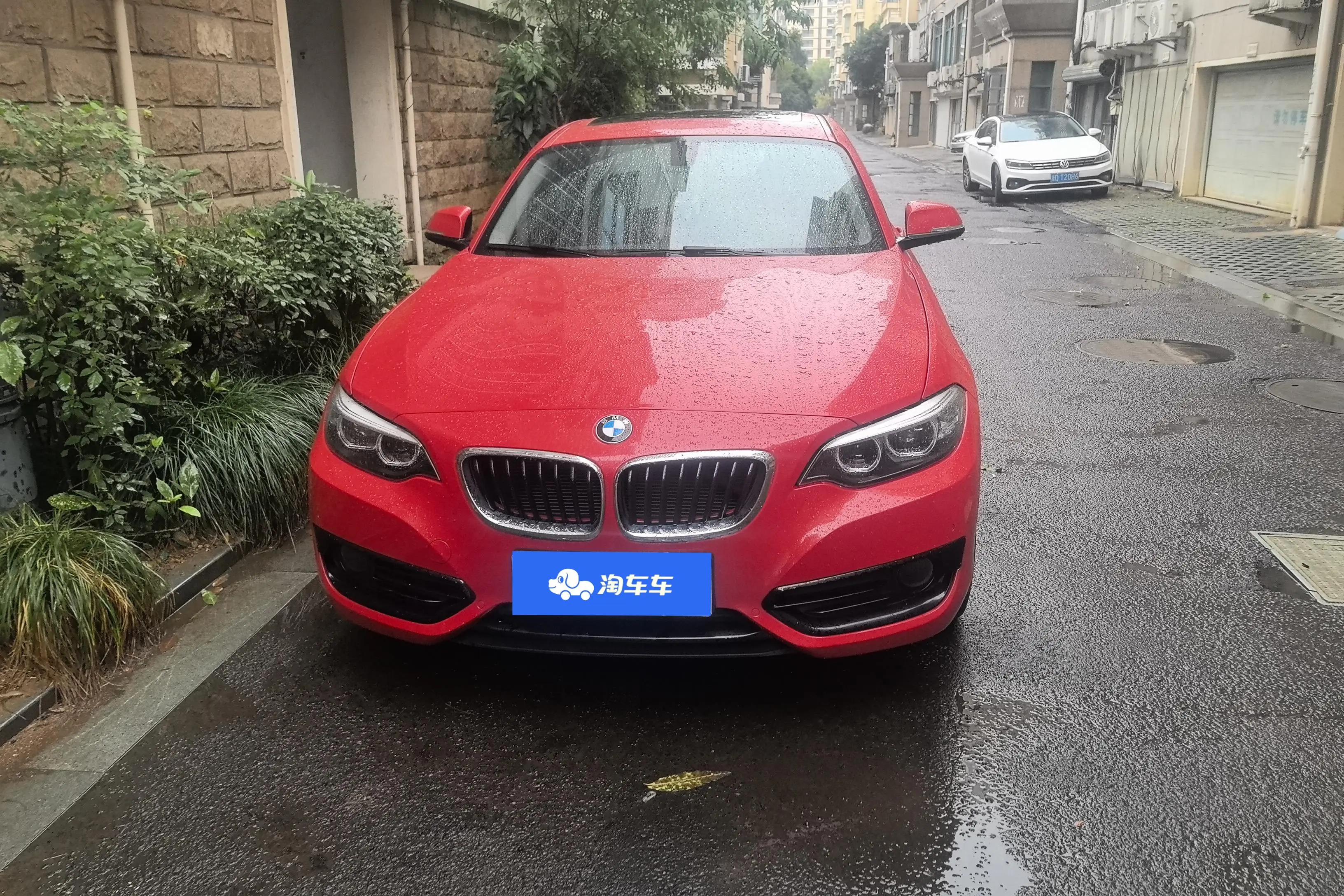 BMW 2 Series (Imported)  из Китая