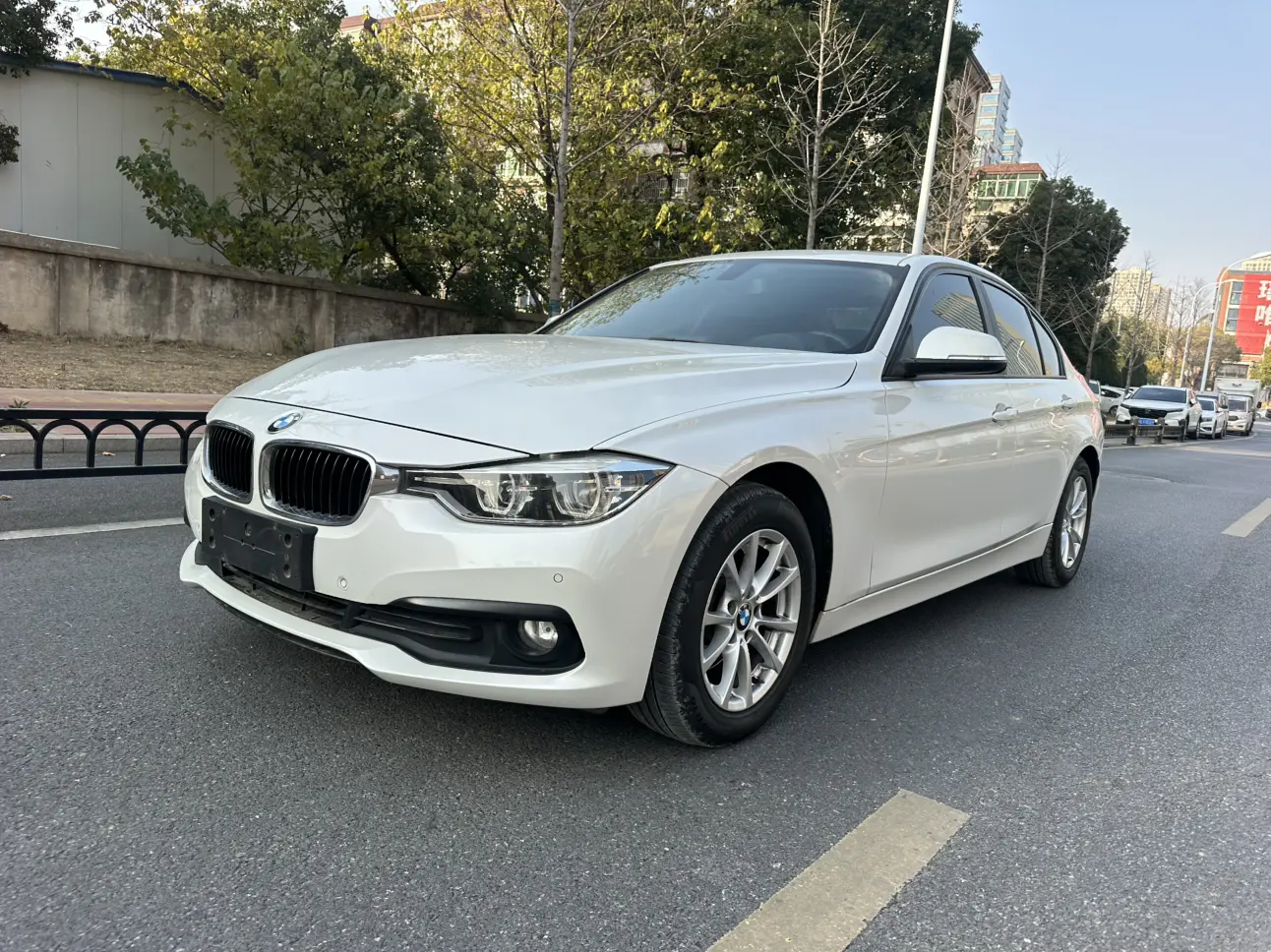 BMW 3 Series  из Китая