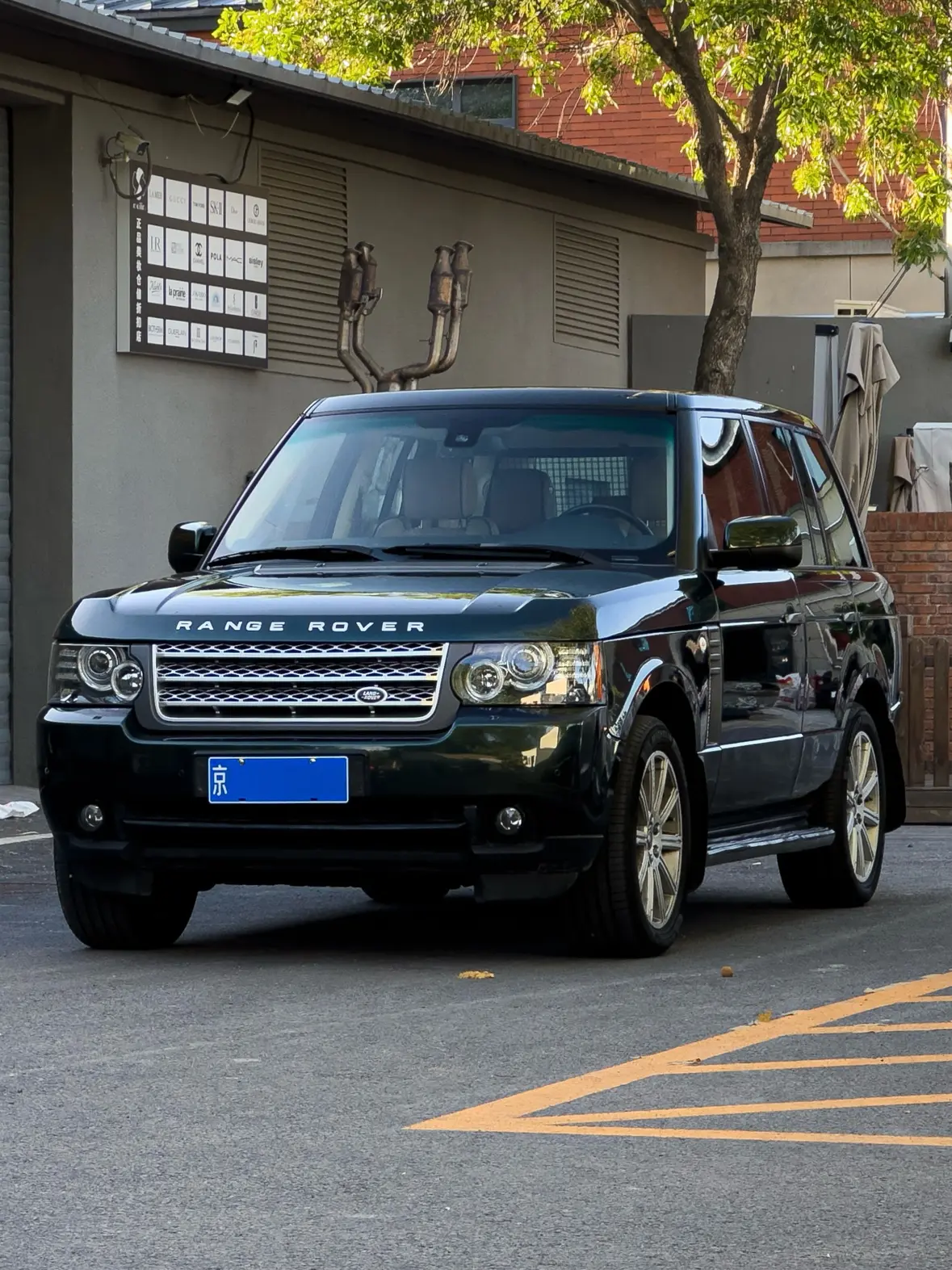 Land Rover Range rover  из Китая