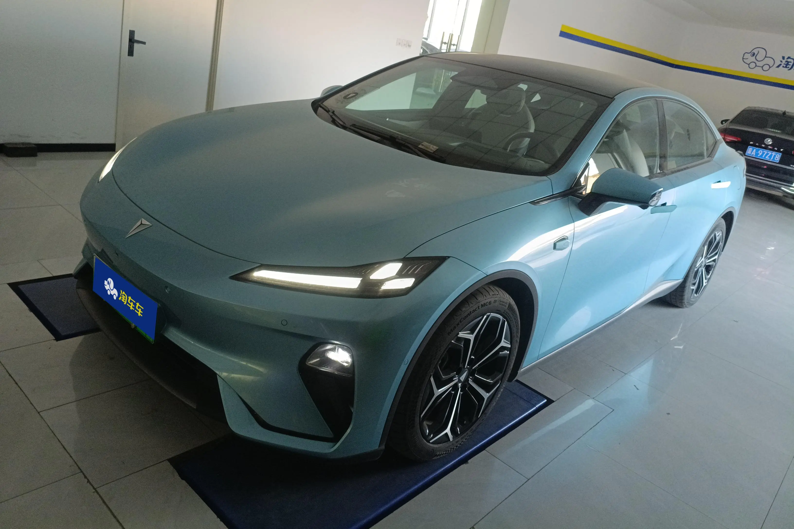 Deepal Dark blue L07  из Китая