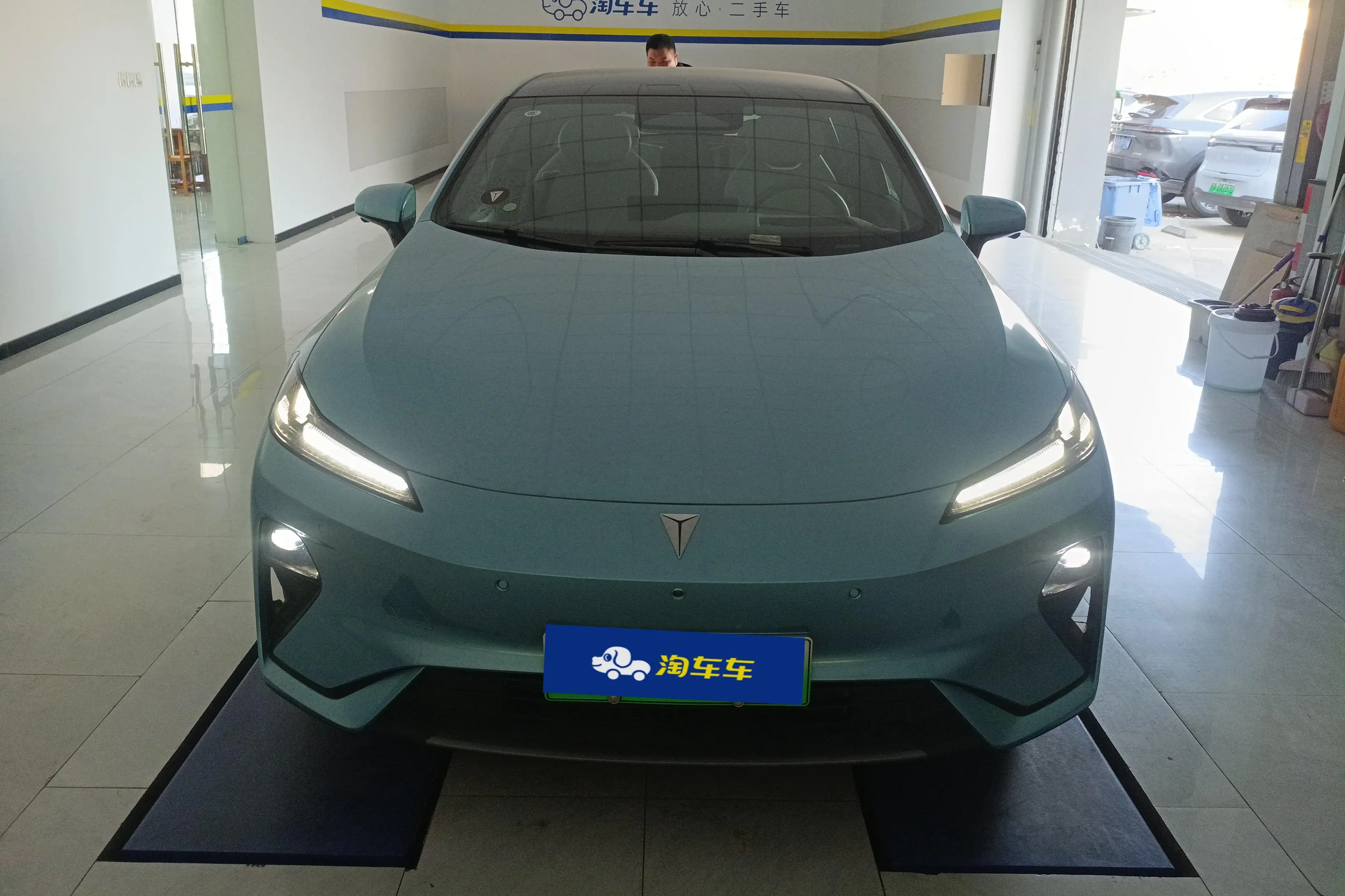 Deepal Dark blue L07  из Китая