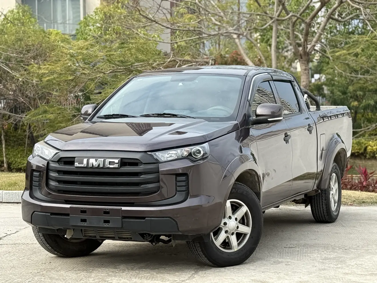 Jiangling Domain Tiger 7  из Китая