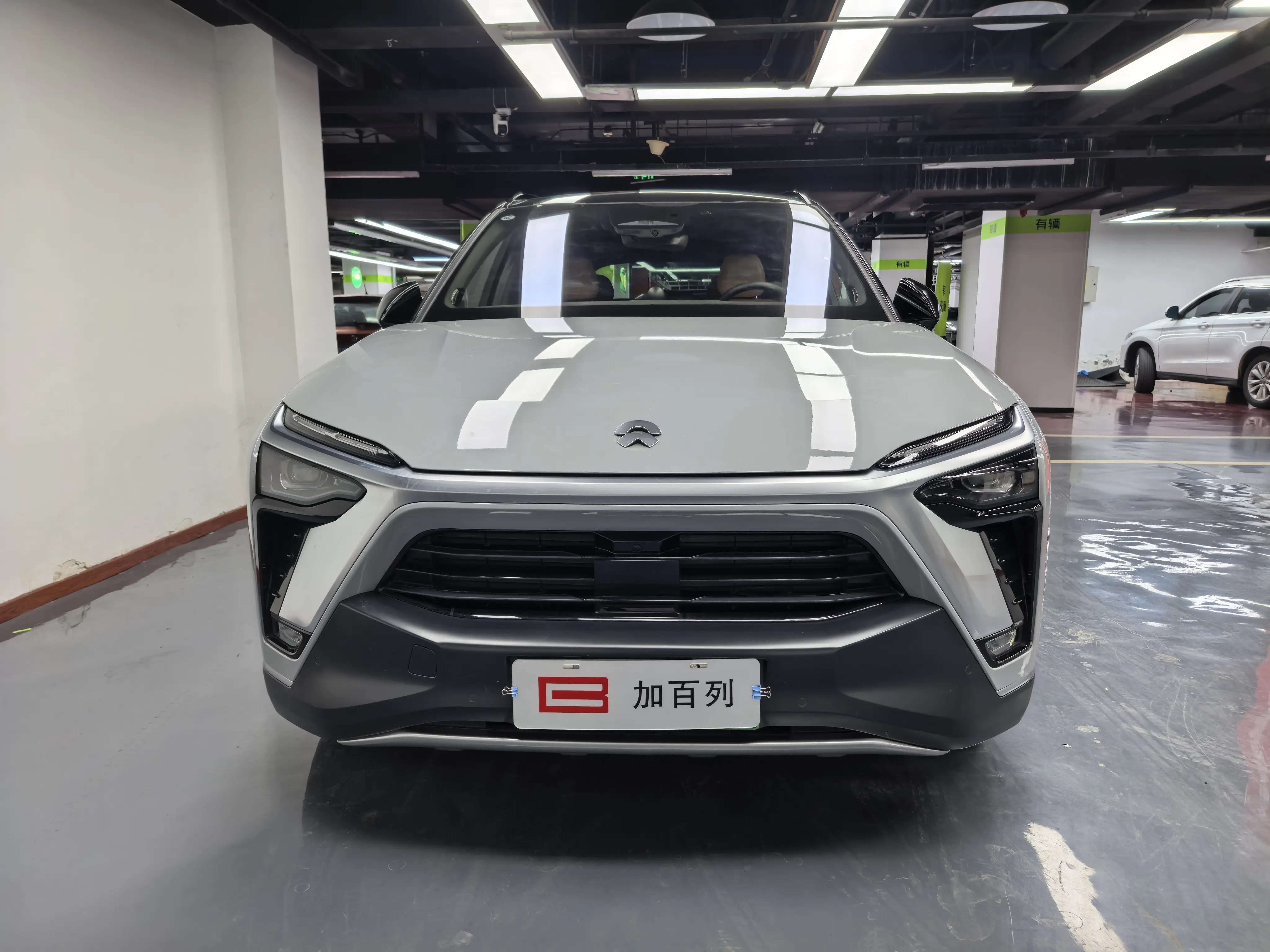 NIO ES8  из Китая