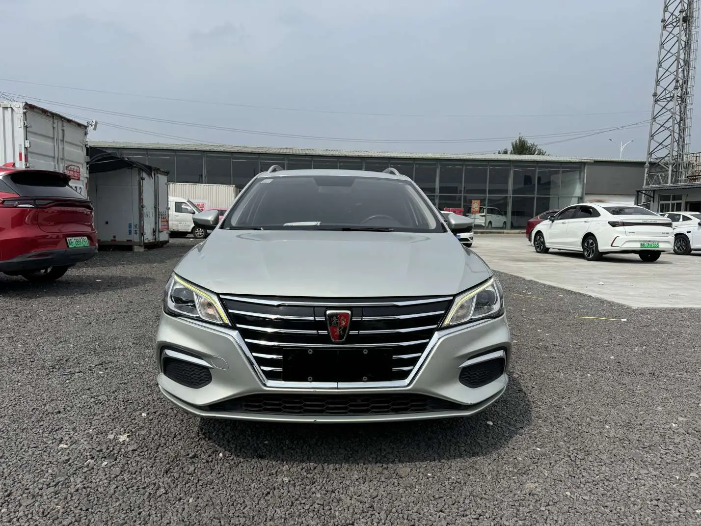 Roewe Ei5  из Китая