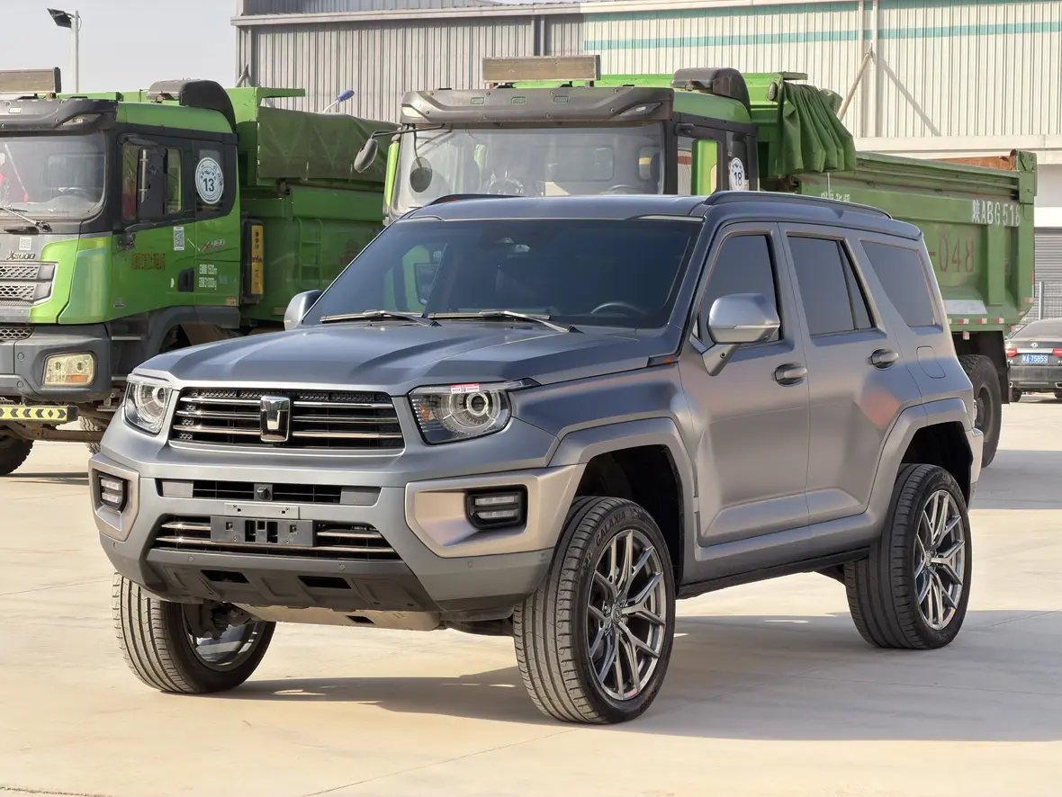 Tank 700 Hi4-T  из Китая