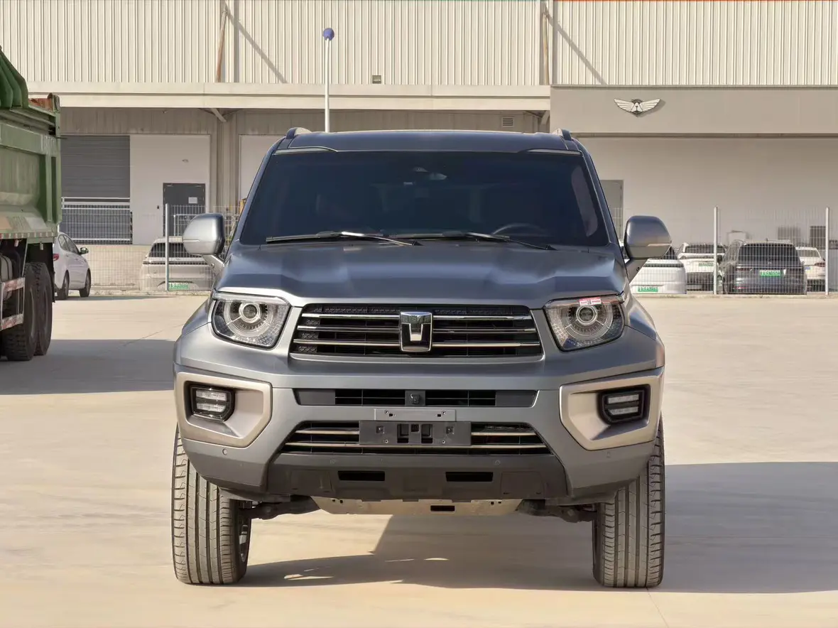 Tank 700 Hi4-T  из Китая