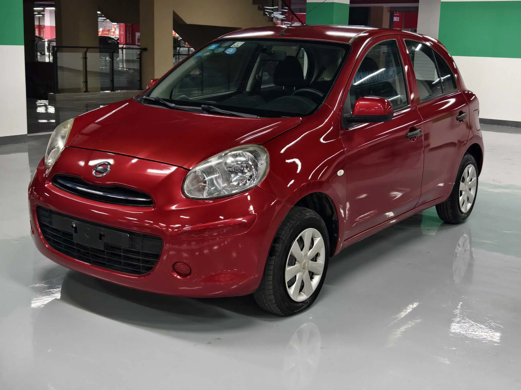 Nissan March  из Китая