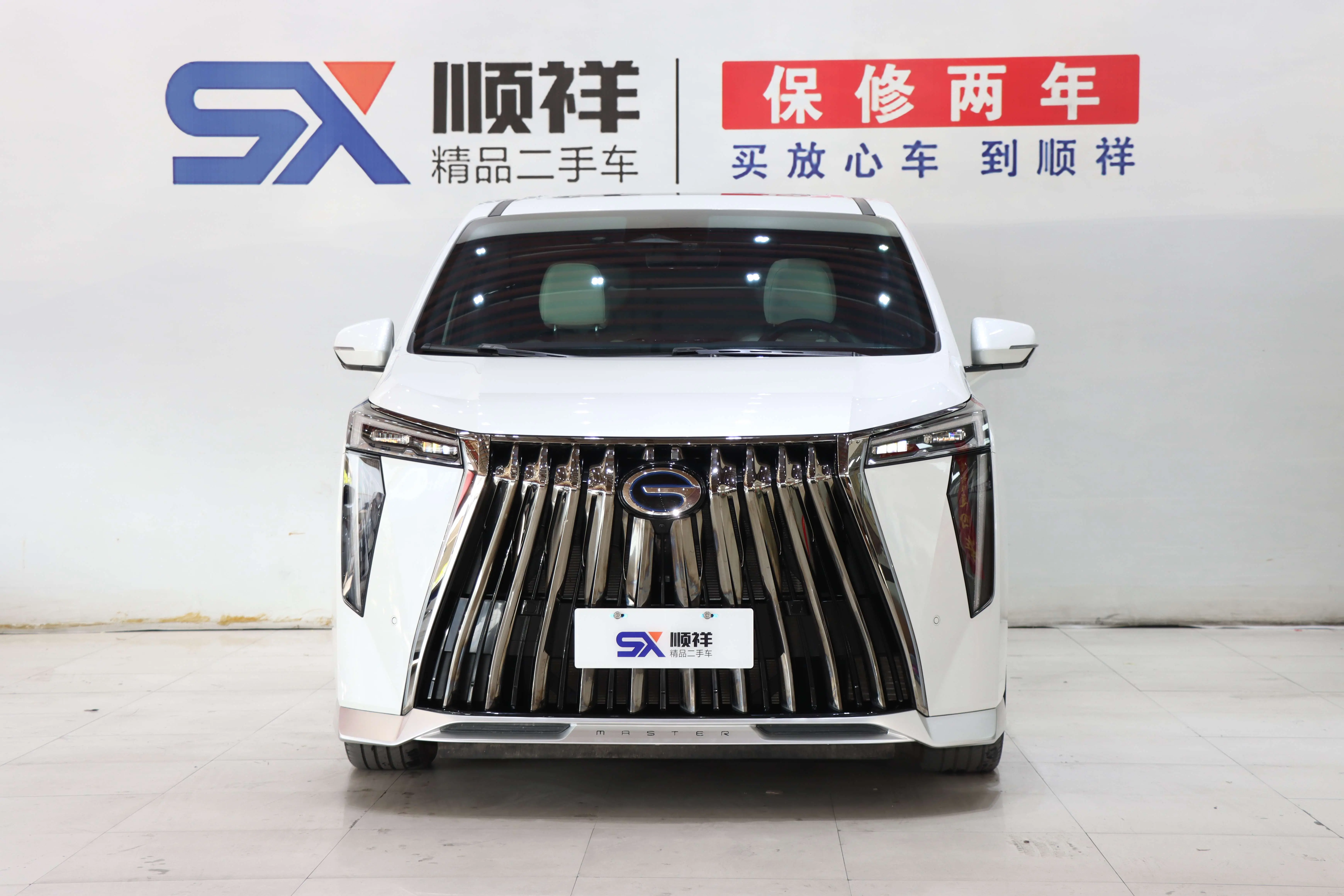 GAC Trumpchi M8  из Китая