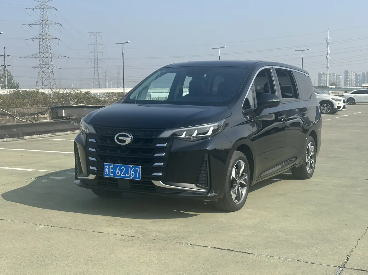 GAC Trumpchi M6  из Китая