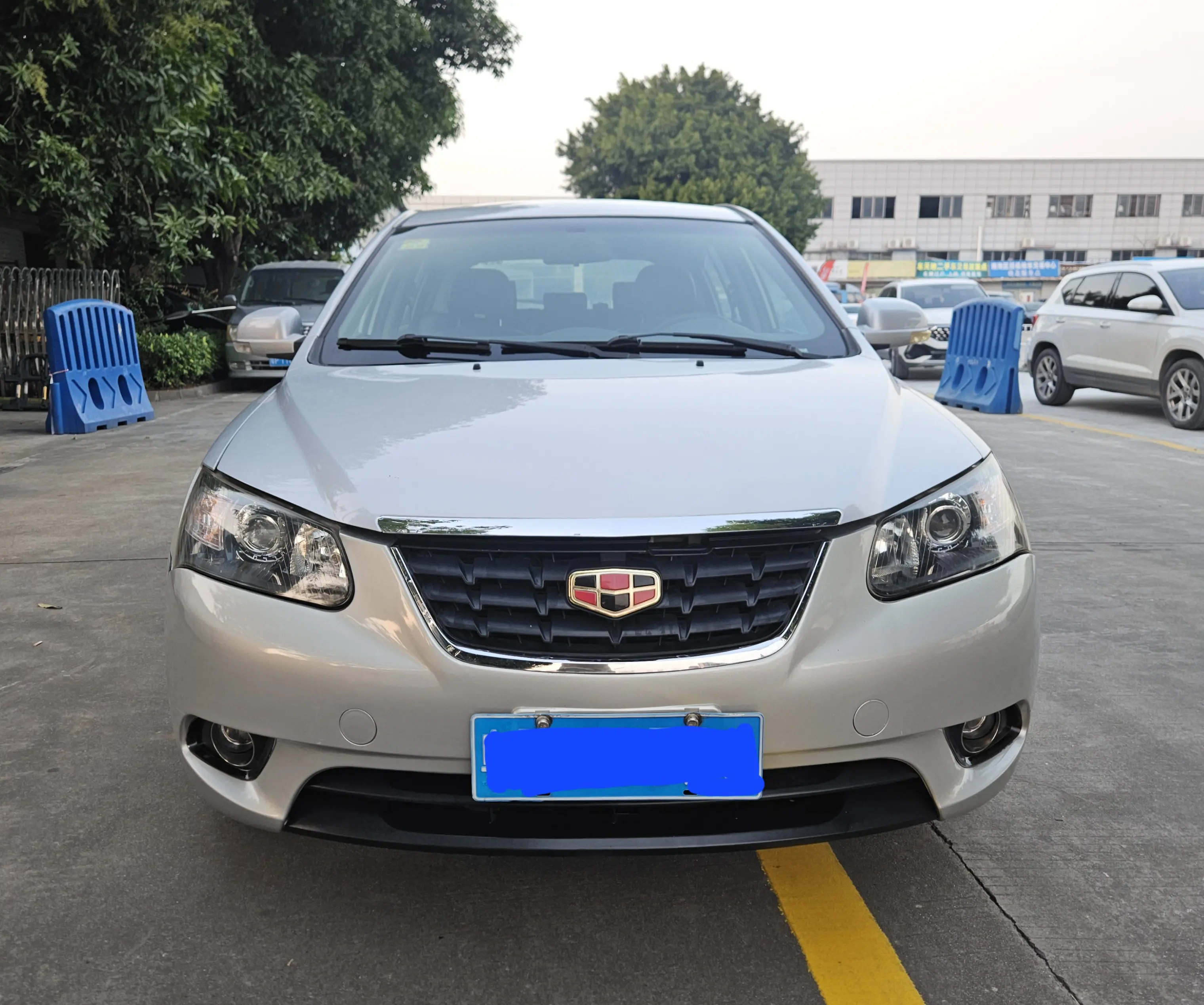 Geely Classic Emgrand  из Китая