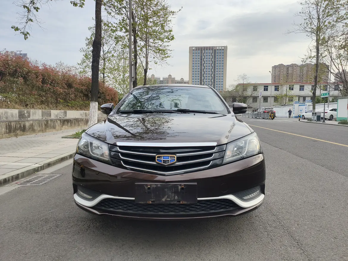 Geely Emgrand  из Китая