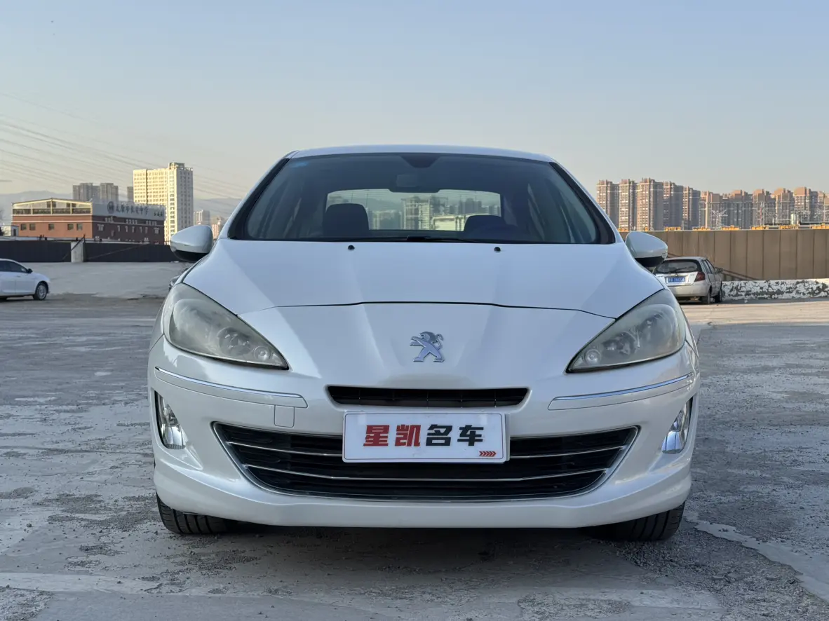 Peugeot 408  из Китая