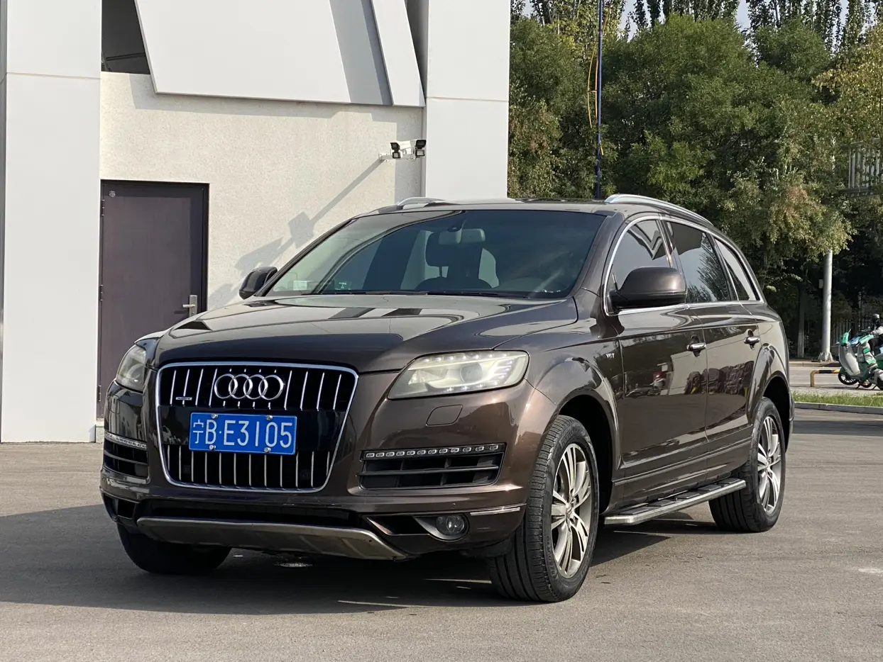 Audi Q7  из Китая