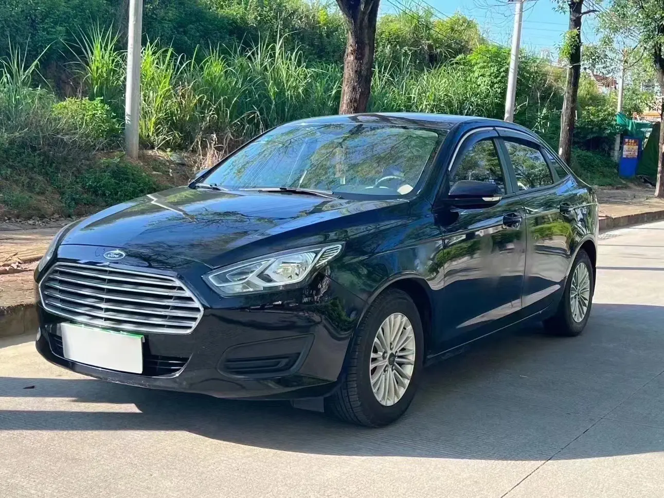 Ford Forrest  из Китая