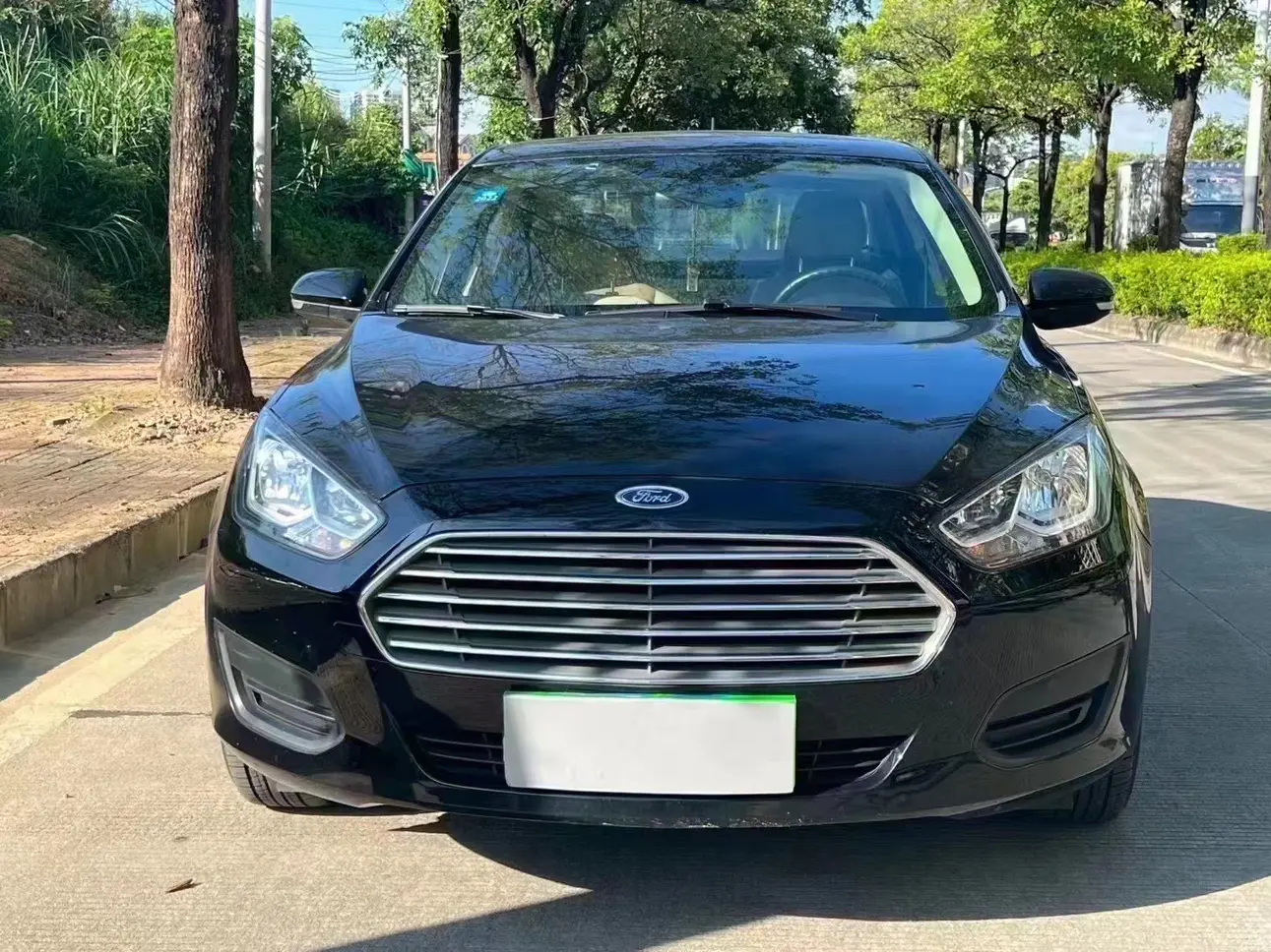 Ford Forrest  из Китая