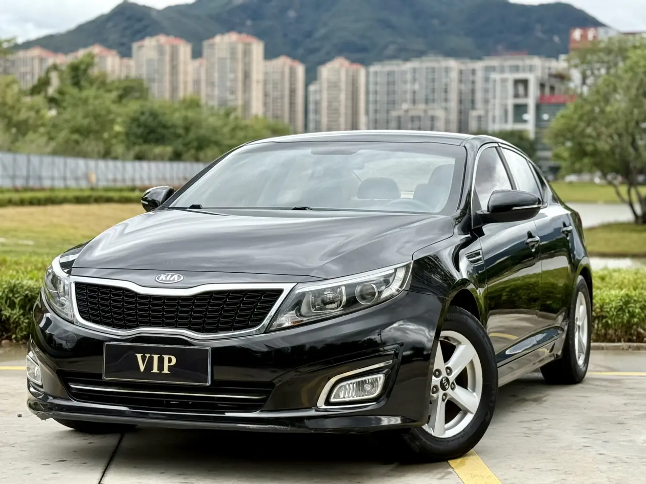 Kia K5  из Китая