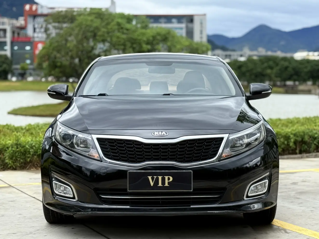 Kia K5  из Китая