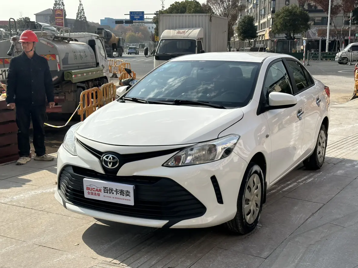 Toyota Vios  из Китая