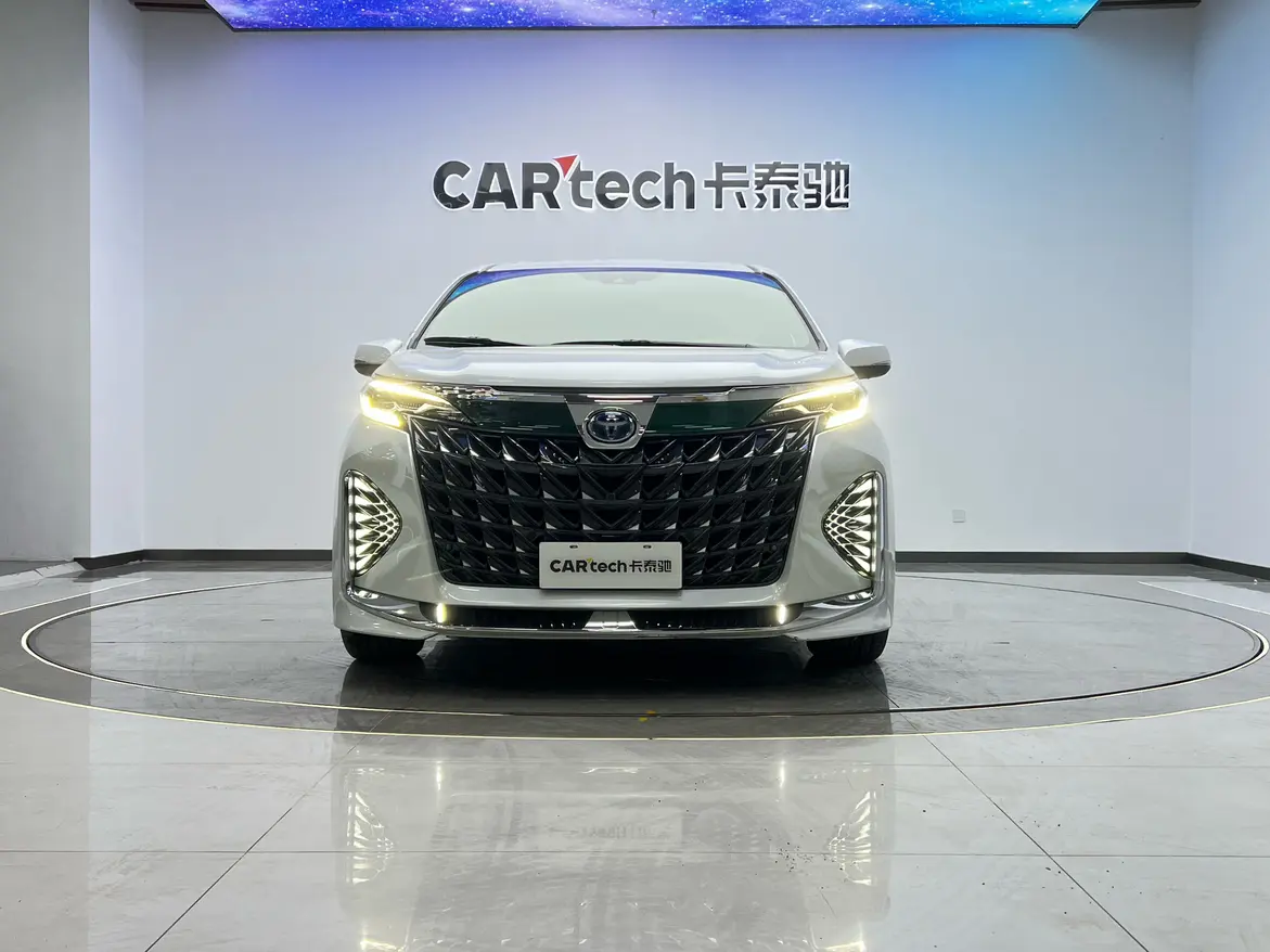 Toyota Sienna  из Китая