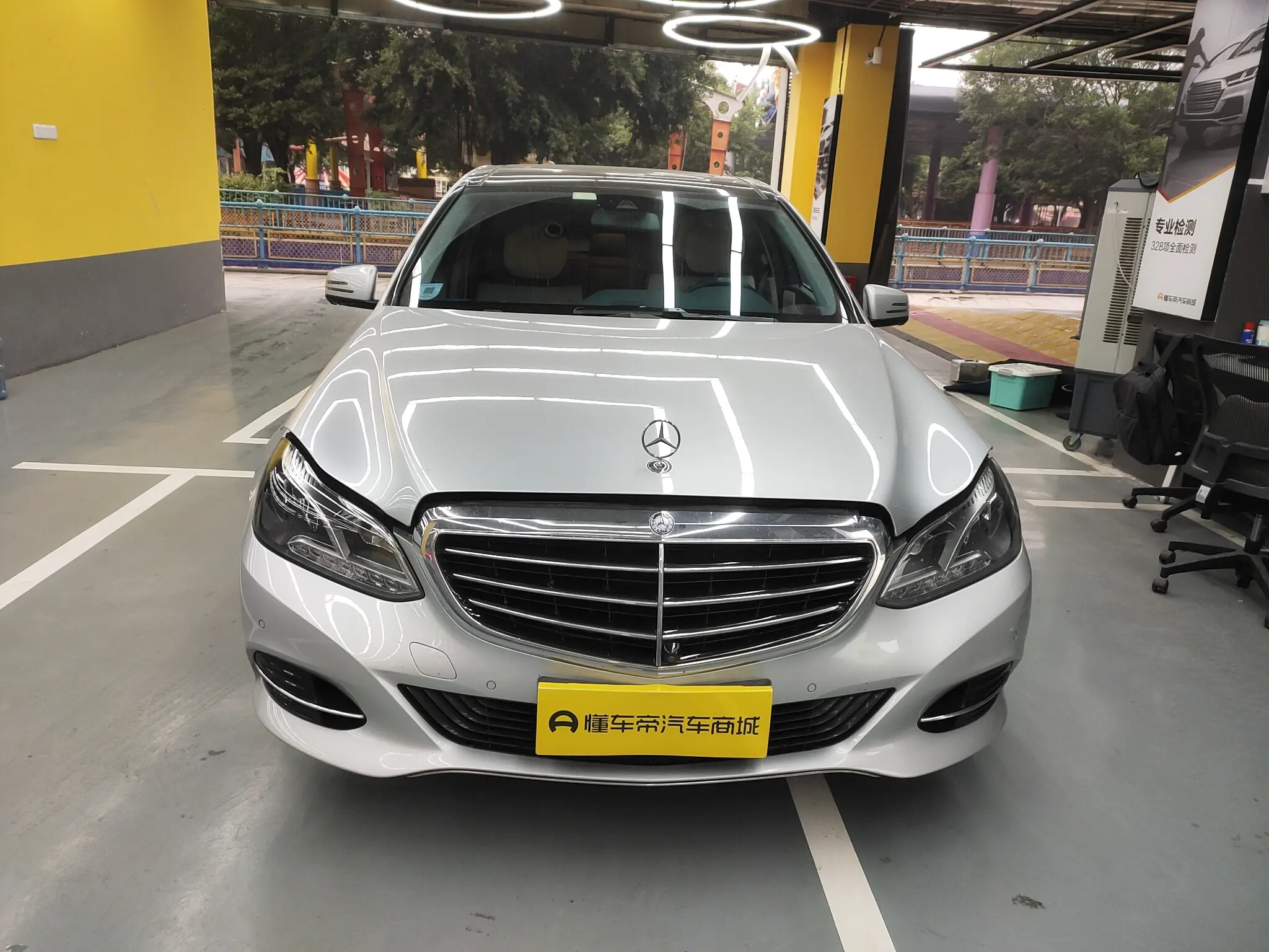 Mercedes-Benz E-Class  из Китая