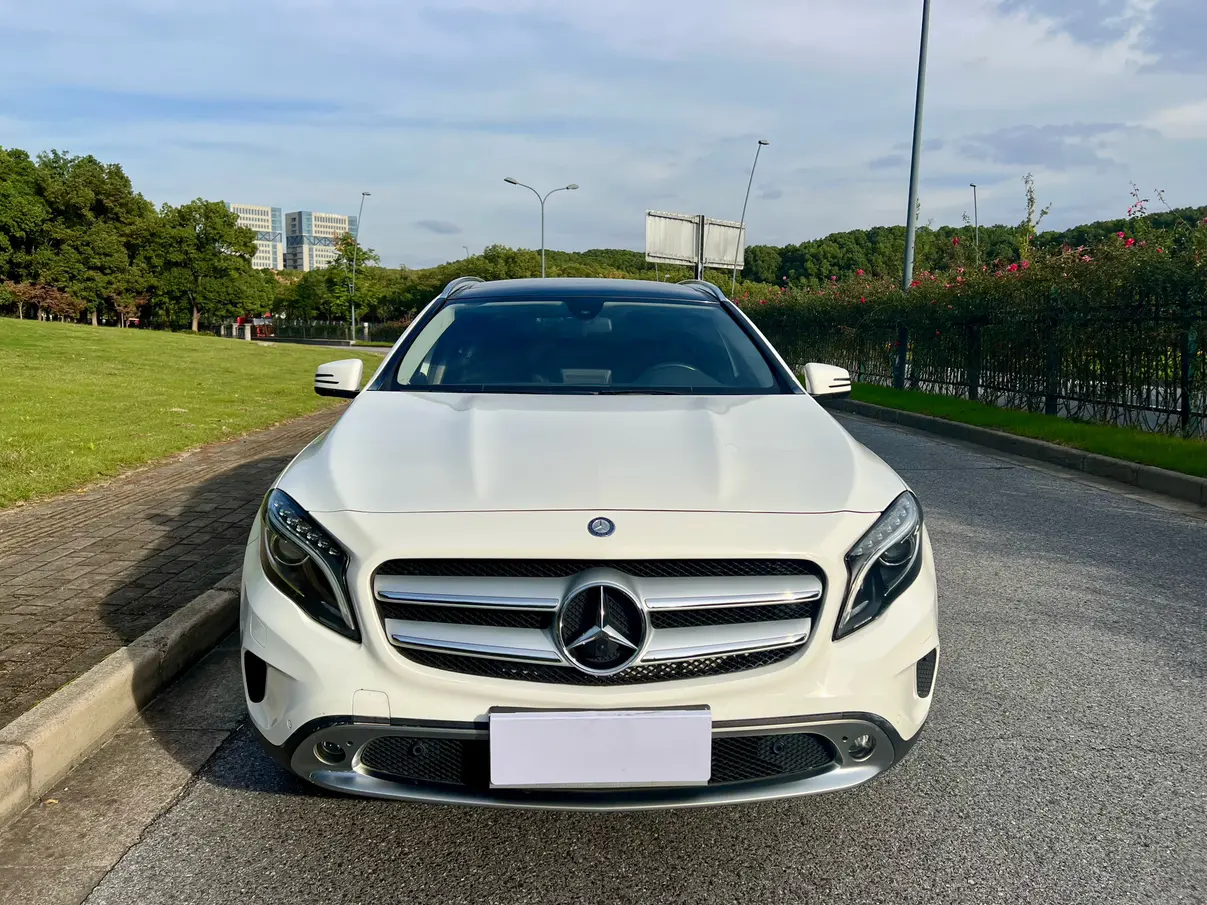 Mercedes-Benz GLA  из Китая