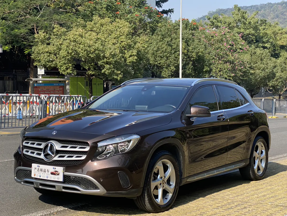 Mercedes-Benz GLA  из Китая