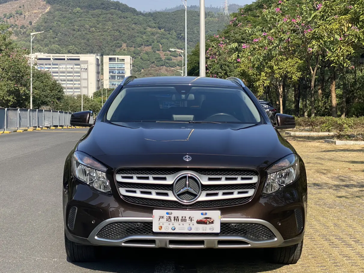 Mercedes-Benz GLA  из Китая