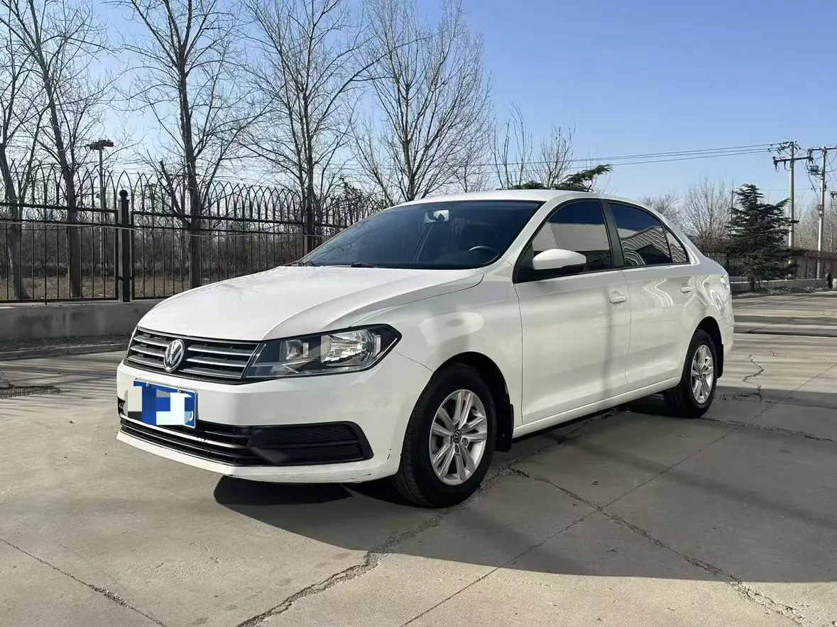 Volkswagen Santana  из Китая