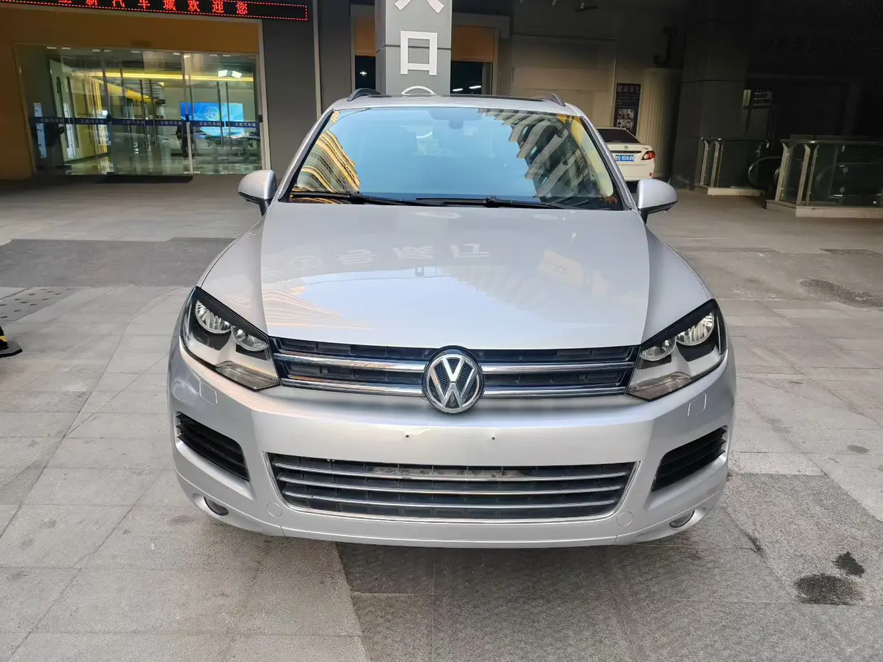 Volkswagen Touareg  из Китая