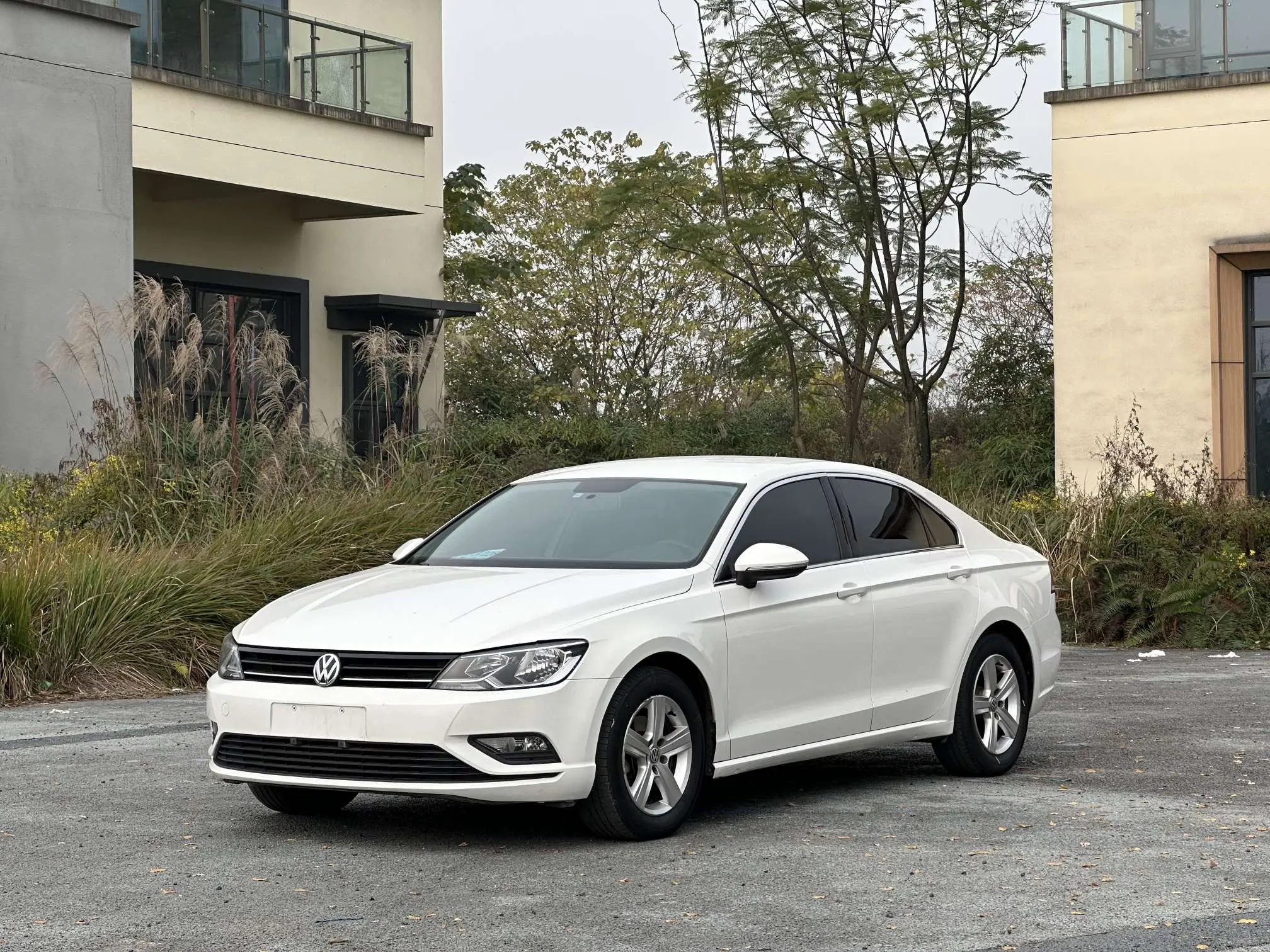 Volkswagen Lamando (Lingdu)  из Китая