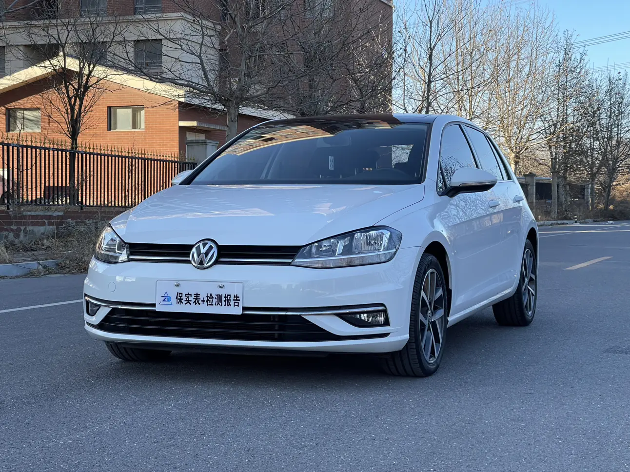 Volkswagen Golf  из Китая