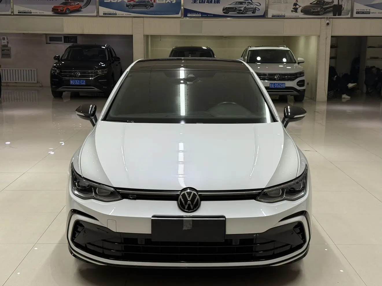 Volkswagen Golf  из Китая