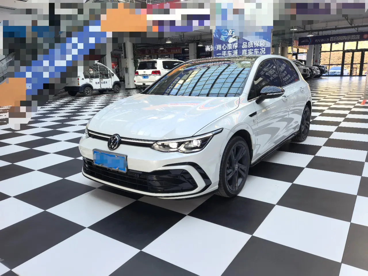 Volkswagen Golf  из Китая
