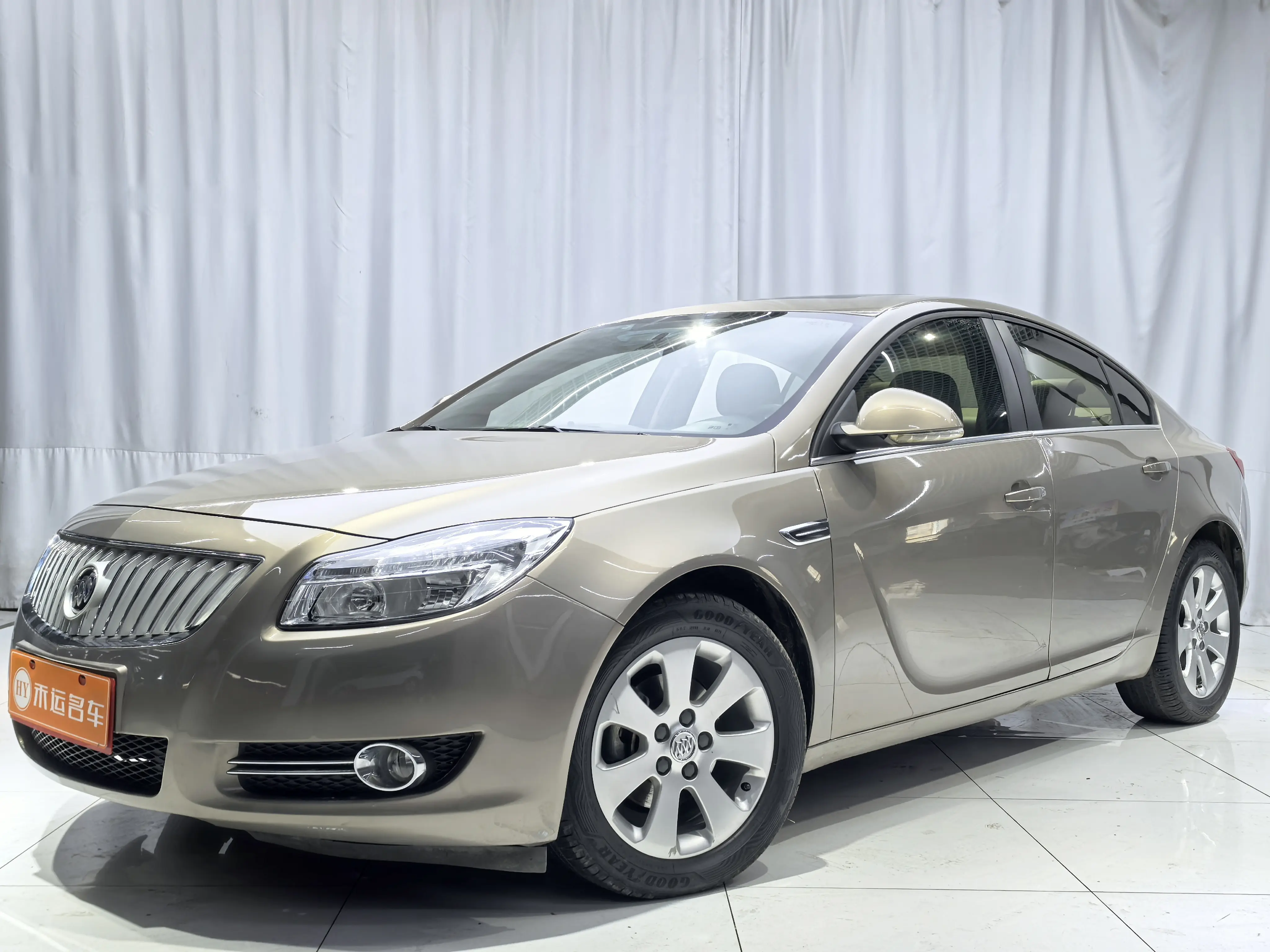 Buick Majesty  из Китая