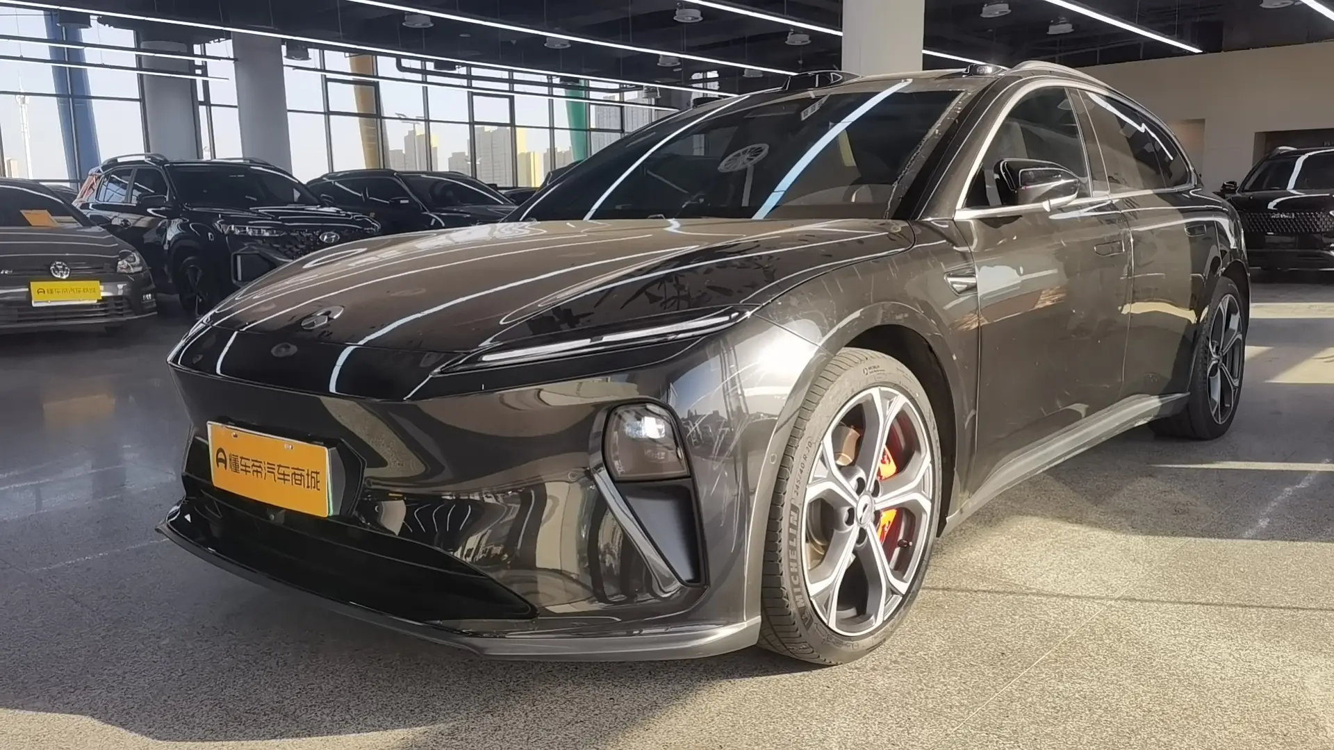 NIO ET5T  из Китая