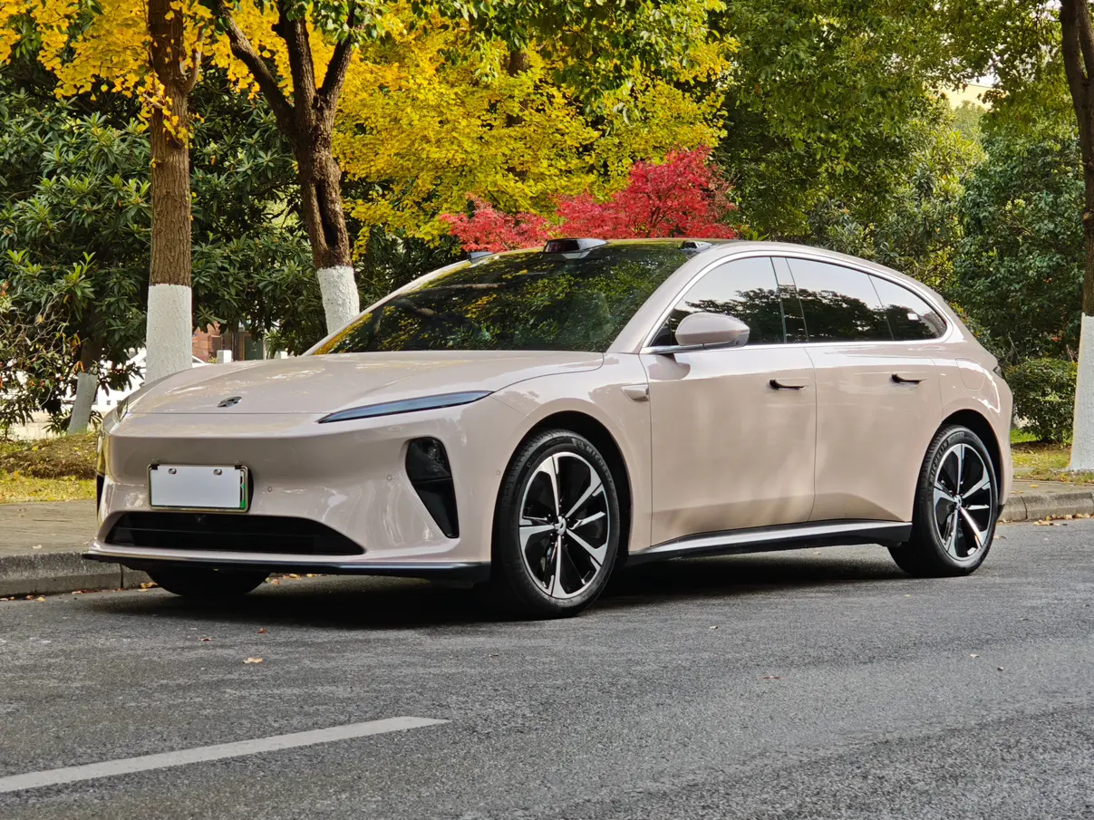 NIO ET5T  из Китая