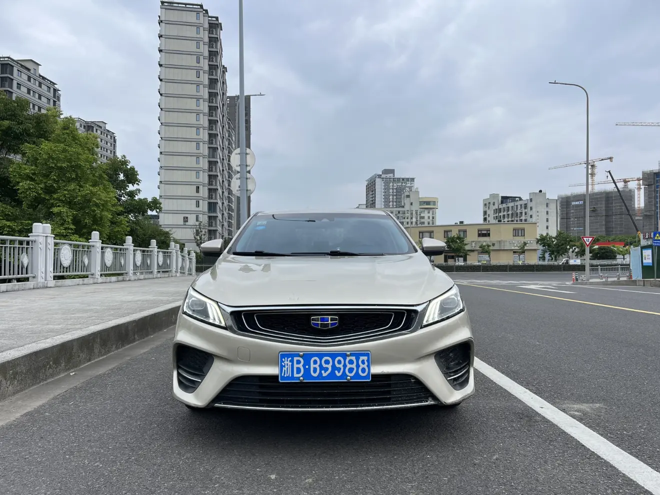 Geely Binrui  из Китая