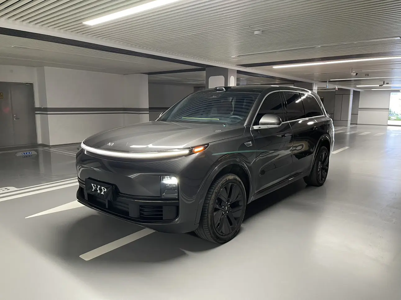 Li L9 (Ideal L9)  из Китая