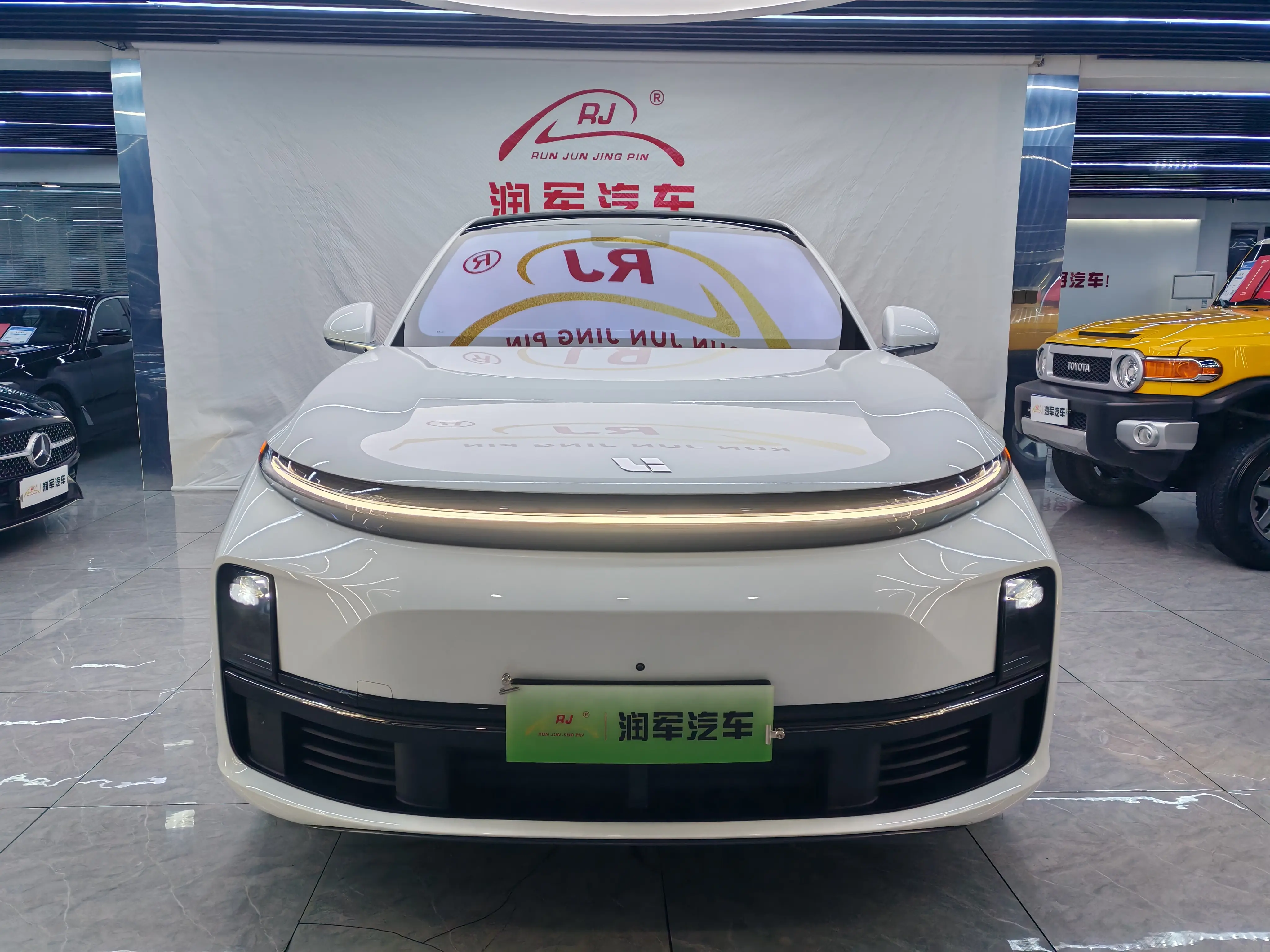 Li L7 (Ideal L7)  из Китая