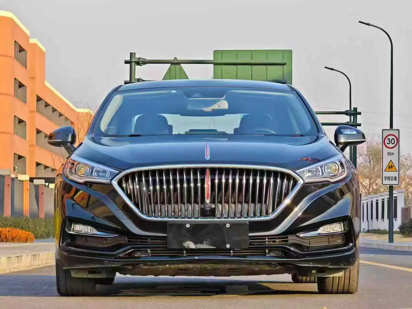 Hongqi H5 classic  из Китая