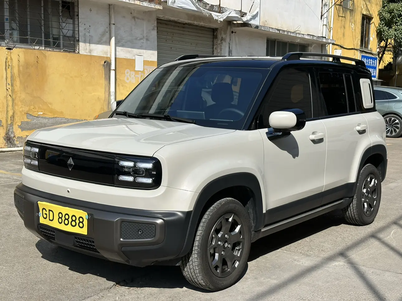 Baojun Yueya Plus  из Китая