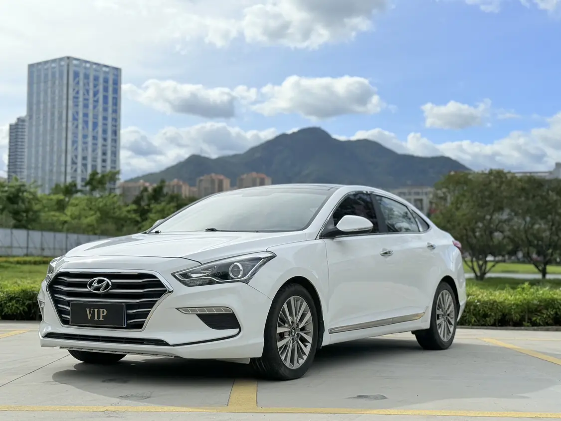 Hyundai Famous pictures  из Китая