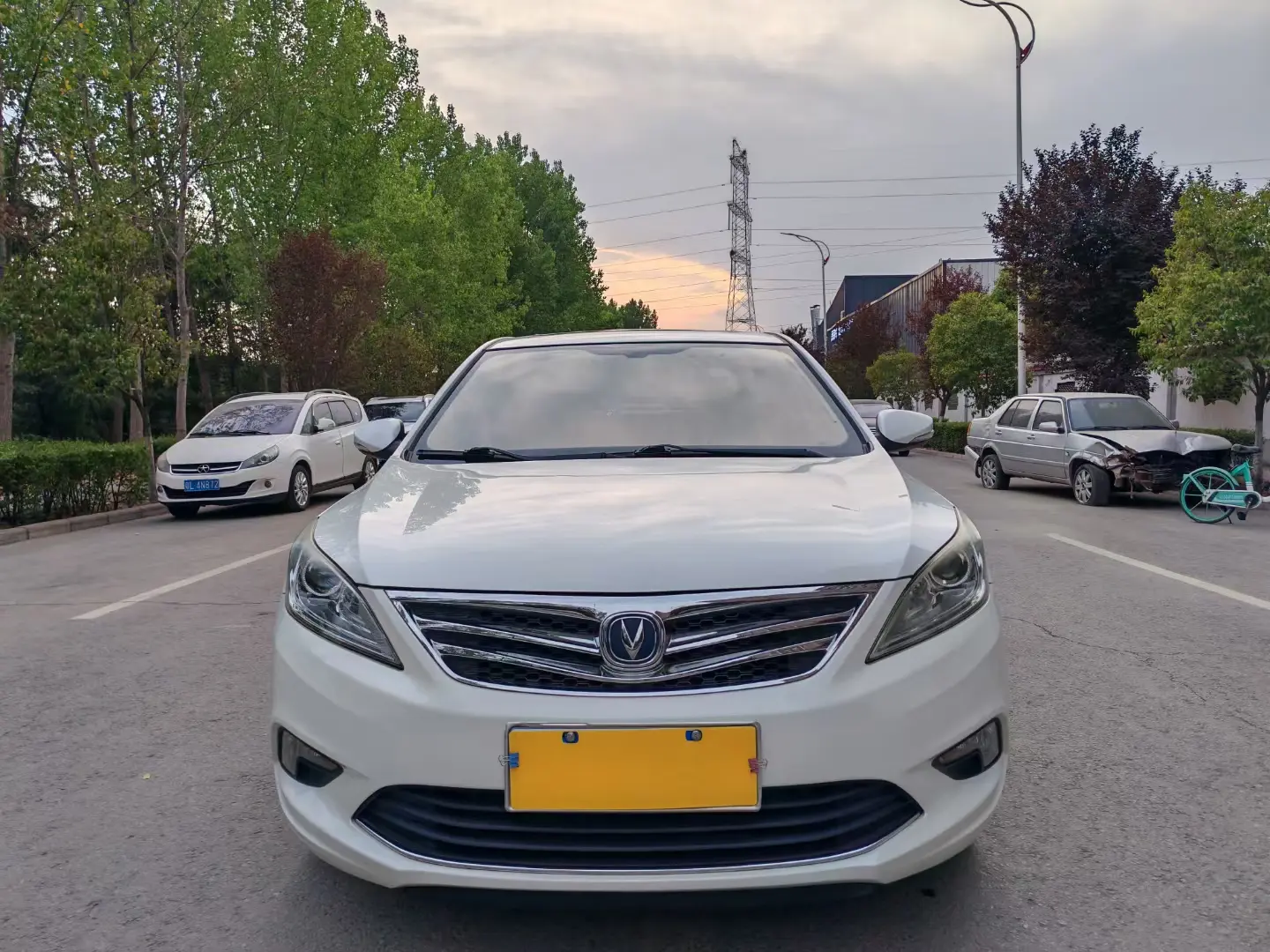 Changan Escape  из Китая