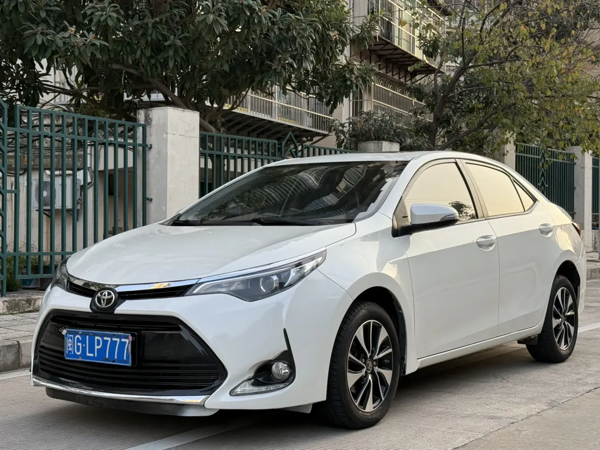 Toyota Levin (Lei Ling)  из Китая